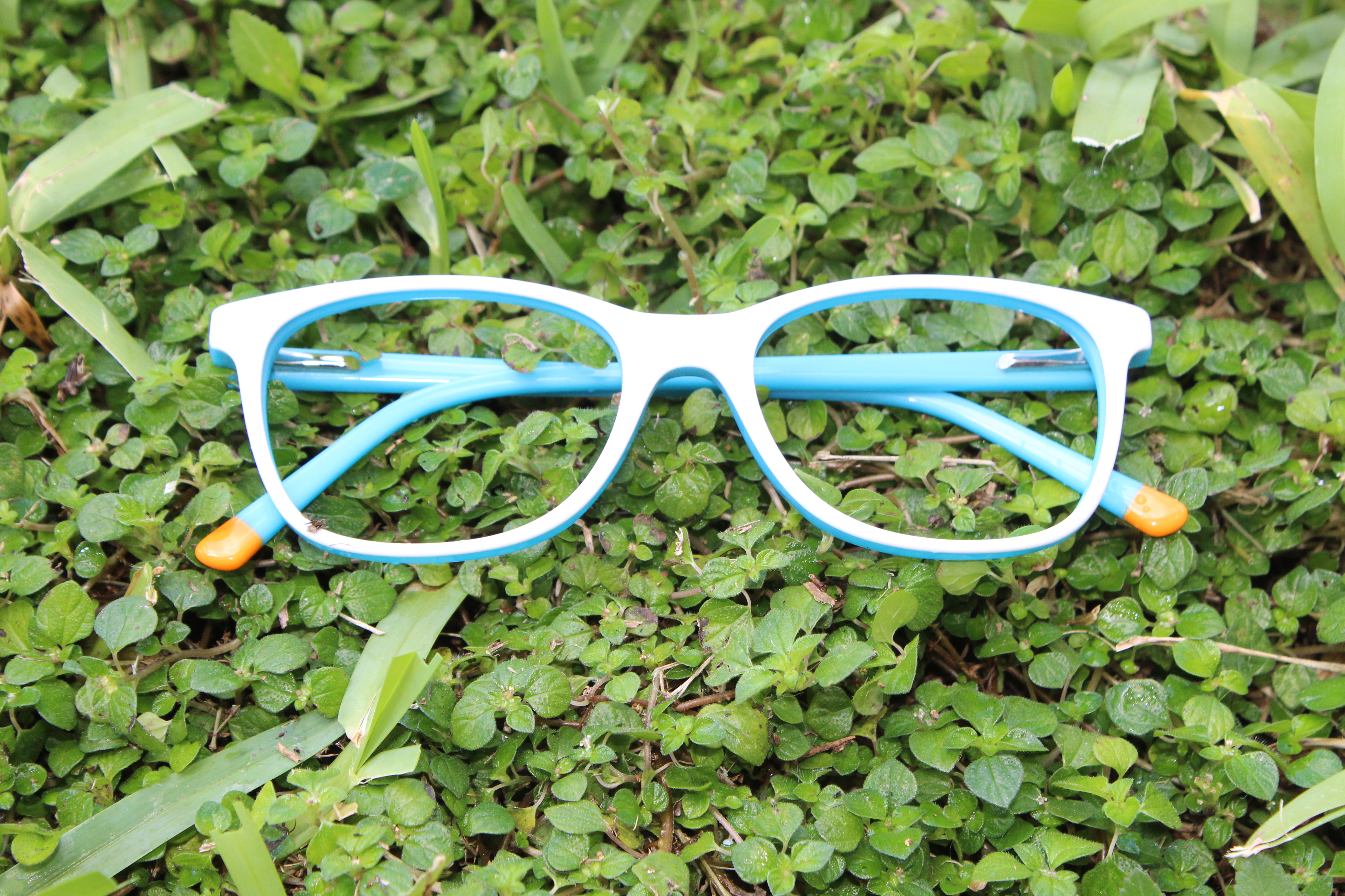 staying-beautiful-even-with-prescription-eyeglasses