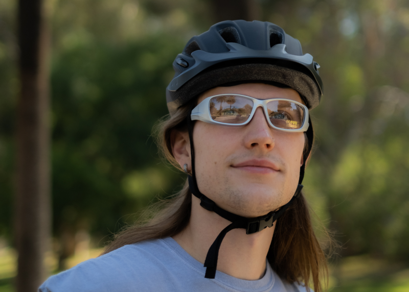 polarized-vs-non-polarized-safety-glasses-know-the-difference